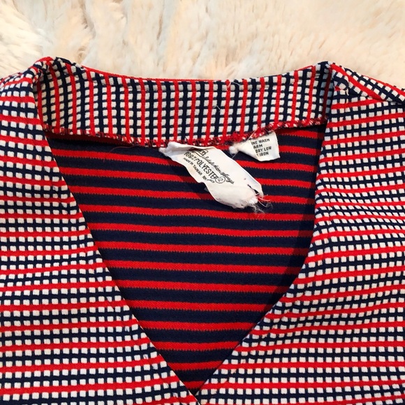 Button up vest - Picture 3 of 5